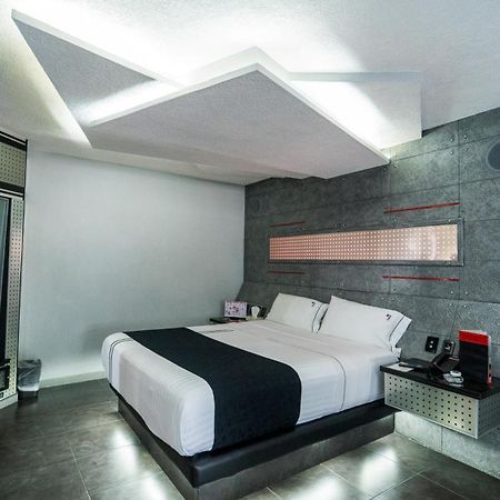 Kuboz Motor Hotel Zapopan Luaran gambar