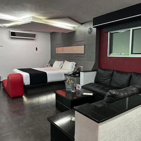 Kuboz Motor Hotel Zapopan Luaran gambar